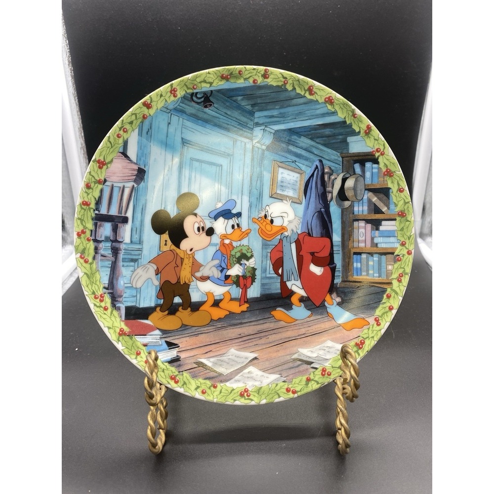 DISNEY-MICKEY'S CHRISTMAS CAROL-WHAT'S‎ SO MERRY-KNOWLES PLATE-1992-STILL BOXED